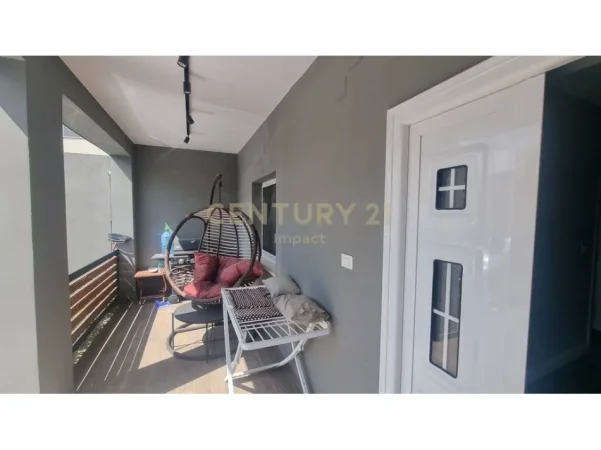 Tirane, shitet shtepi 1+1 Kati 0, 110 m² 175.000 € (don bosko)