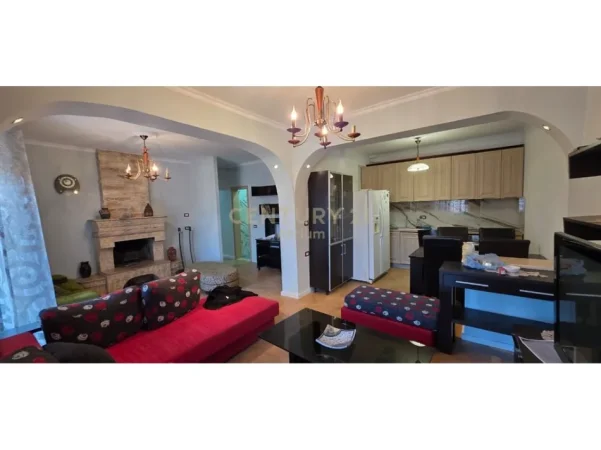 Tirane, shitet apartament 2+1 Kati 3, 80 m² 165.000 € (Restorant Durresi)