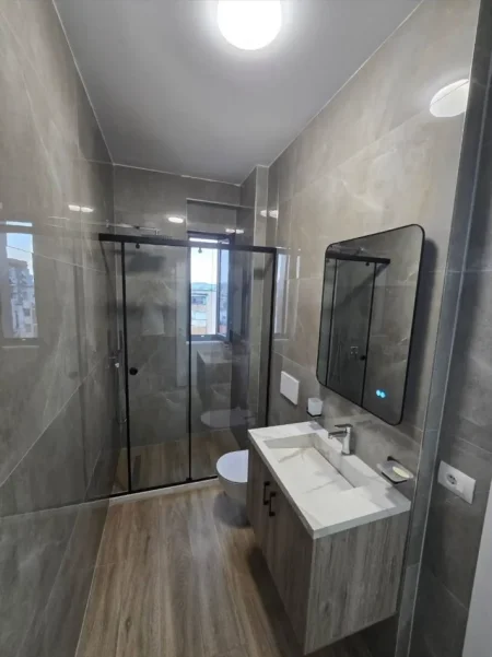 Tirane, shitet apartament 2+1 Kati 4, 103 m² 250.000 € (REZIDENCA ERLI)