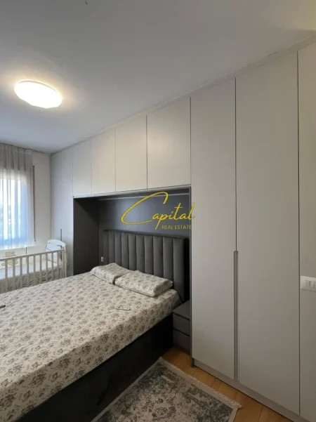 Tirane, jepet me qera apartament 2+1 Kati 9, 99 m² 850 € (5 MAJI)