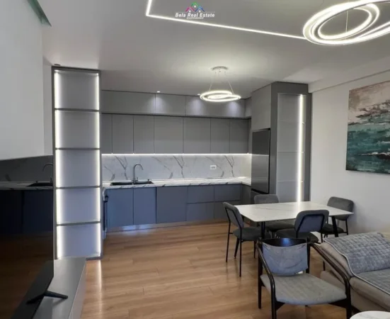 Tirane, jepet me qera apartament 2+1 Kati 9, 93 m² 850 € (Rruga 5 Maji)