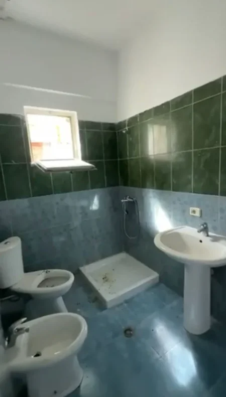 Durres, shitet apartament 1+1 Kati 8, 75 m² 75.000 € (Plepa)