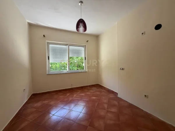 Tirane, shitet apartament 2+1+Ballkon Kati 2, 72 m² 193.000 € (Myslym Shyri)