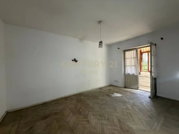 Tirane, shitet apartament 2+1+Ballkon Kati 2, 72 m² 193.000 € (Myslym Shyri)