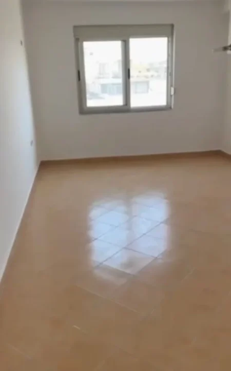 Durres, shitet apartament 1+1 Kati 8, 75 m² 75.000 € (Plepa)