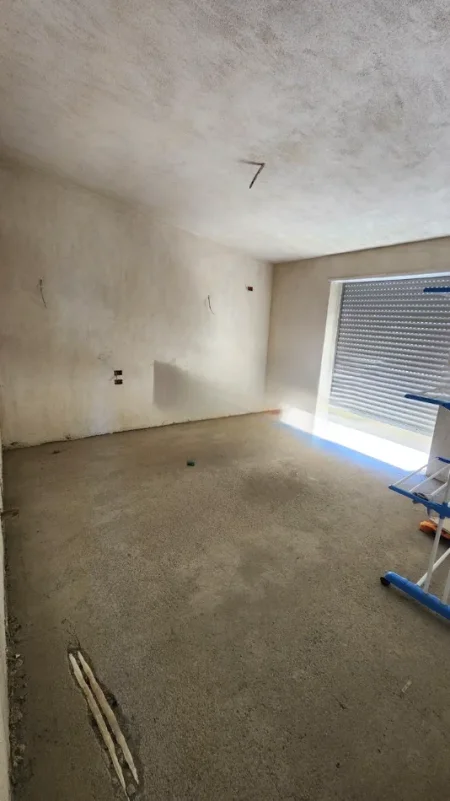 shitet , 480 m² 350.000.000 €