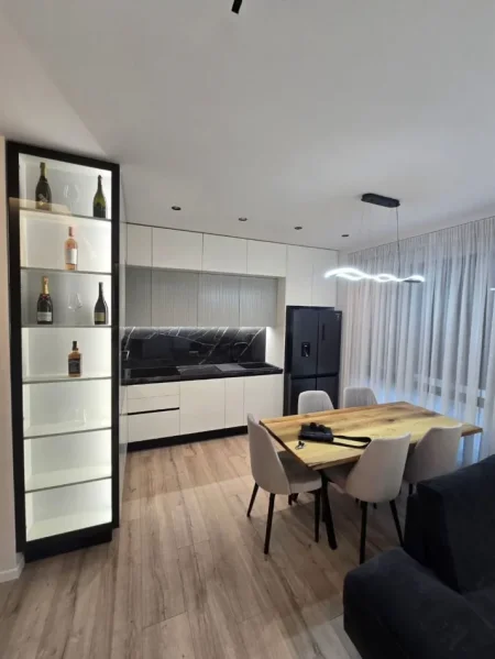 Tirane, shitet apartament 2+1 Kati 4, 102 m² 250.000 € (Porcelan)