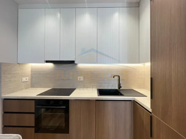 Tirane, shitet apartament 2+1 Kati 9, 94 m² 310.000 € (Mine Peza)