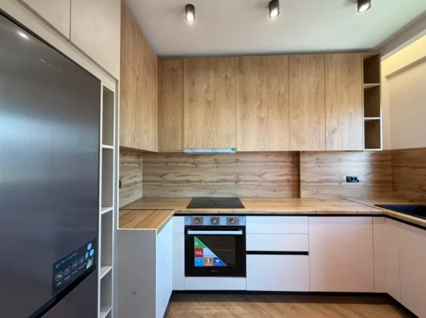 Tirane, shitet apartament 2+1 Kati 7, 101 m² 240.000 € (Delijorgji)