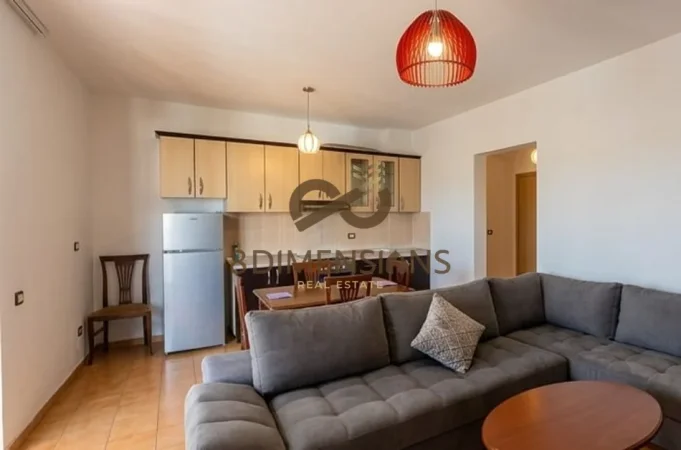 Tirane, jepet me qera apartament 2+1 Kati 8, 80 m² 600 € (21 dhjetori)