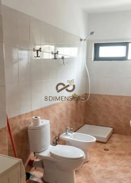Tirane, jepet me qera apartament 2+1 Kati 8, 80 m² 600 € (21 dhjetori)