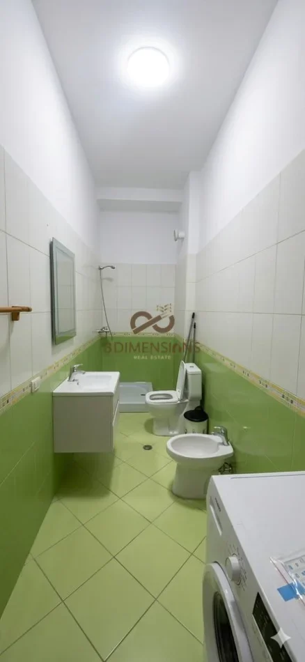 Tirane, jepet me qera apartament 2+1 Kati 1, 120 m² 500 € (astir)