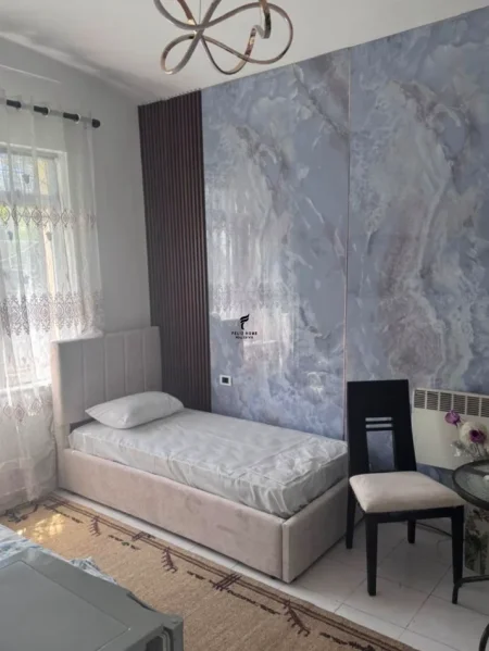 Tirane, jepet me qera garsonier Kati 1, 40 m² 400 € (VASIL SHANTO)