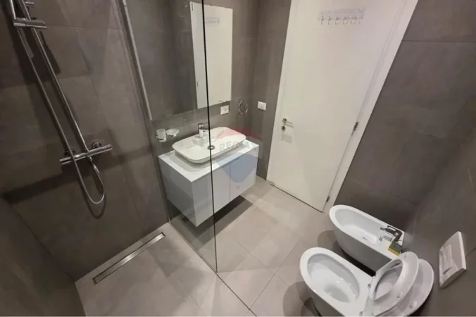 Shqiperi, jepet me qera apartament 1+1 , 70 m² 1.000 € (kompleksi delijorgji)