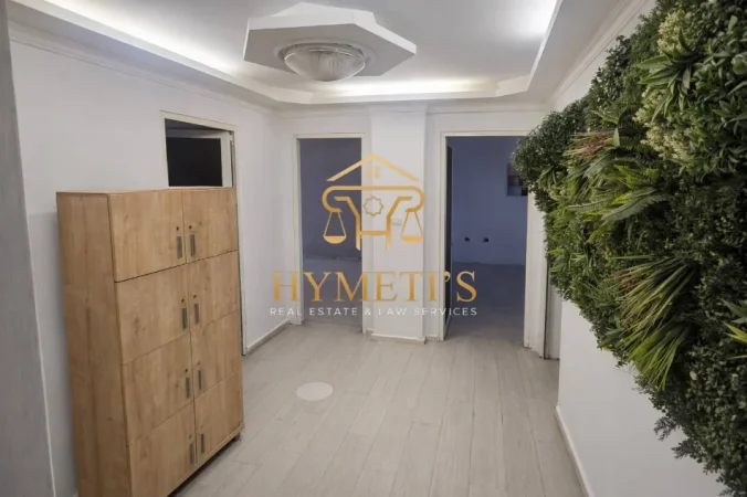 Tirane, jepet me qera ambjent biznesi Kati 1, 120 m² 850 € (pranë LSI, Tiranë)