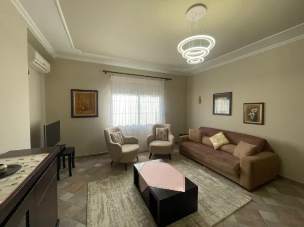 Tirane, jepet me qera apartament 1+1+Ballkon Kati 10, 70 m² 600 € (Shkolla Baletit)