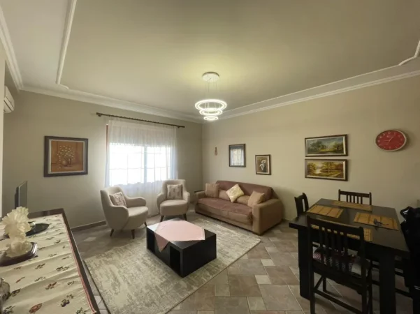 Tirane, jepet me qera apartament 1+1+Ballkon Kati 10, 70 m² 600 € (Shkolla Baletit)