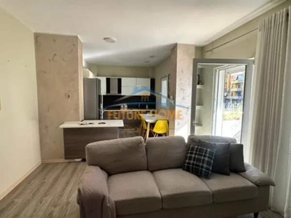Tirane, shitet apartament 2+1+Ballkon Kati 1, 97 m² 195.000 € 