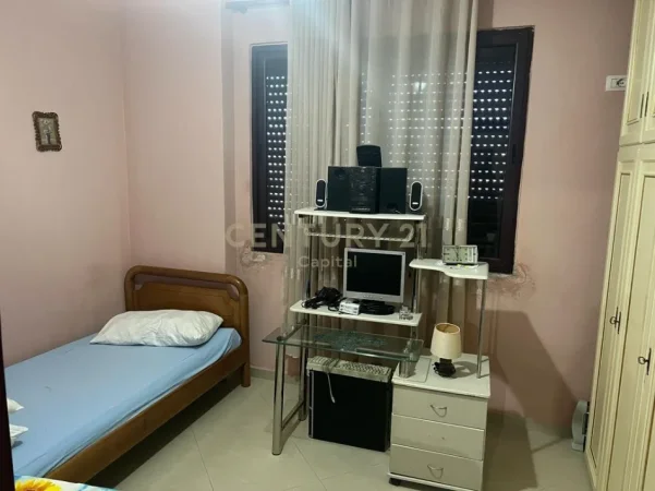 Tirane, shitet apartament 2+1+Ballkon Kati 7, 100 m² 140.000 € (Astiri)