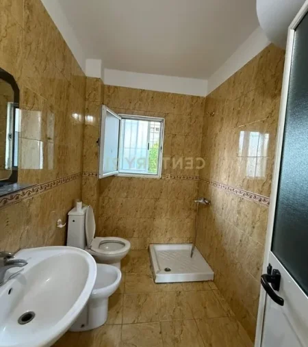 Tirane, shitet apartament Kati 2, 58 m² 122.000 € 