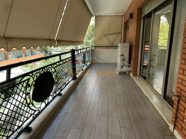 Tirane, jepet me qera apartament 2+1 Kati 2, 109 m² 1.200 € (Kompleksi Delijorgji)