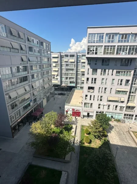 Tirane, shitet apartament 3+1+Ballkon Kati 7, 139 m² 394.000 € (Kompleksi Kika 2)