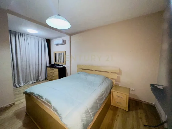 Tirane, jepet me qera apartament 1+1 Kati 8, 50 m² 790 € (rruga e kavajes)