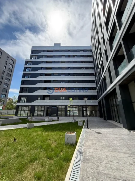 Tirane, jepet me qera ambjent biznesi Kati 0, 160 m² 4.900 € 