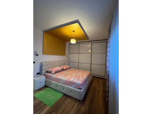 Tirane, shitet apartament 2+1 Kati 5, 118 m² 230.000 € (xhamlliku)