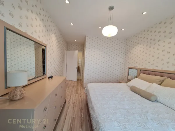 Tirane, shitet apartament 2+1+Ballkon Kati 20, 128 m² 613.000 € (dervish hima)