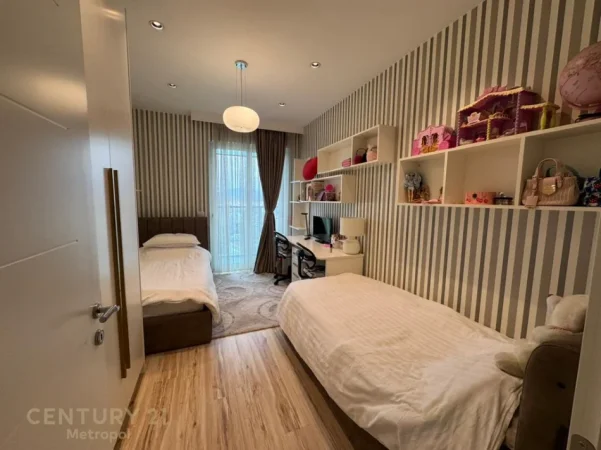 Tirane, shitet apartament 2+1+Ballkon Kati 20, 128 m² 613.000 € (dervish hima)