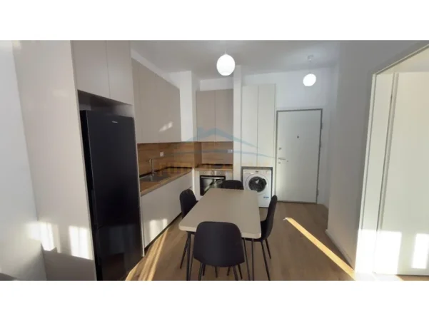 Tirane, jepet me qera apartament 1+1+Ballkon Kati 6, 47 m² 415 € (Ali Demi)