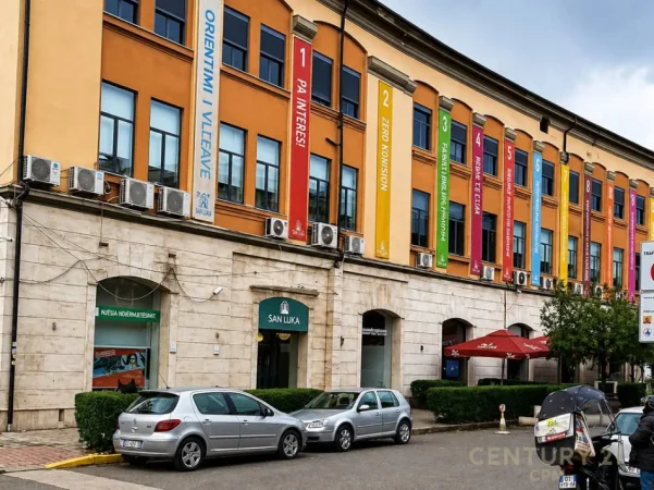 Tirane, jepet me qera zyre Kati 1, 276 m² 4.140 € 