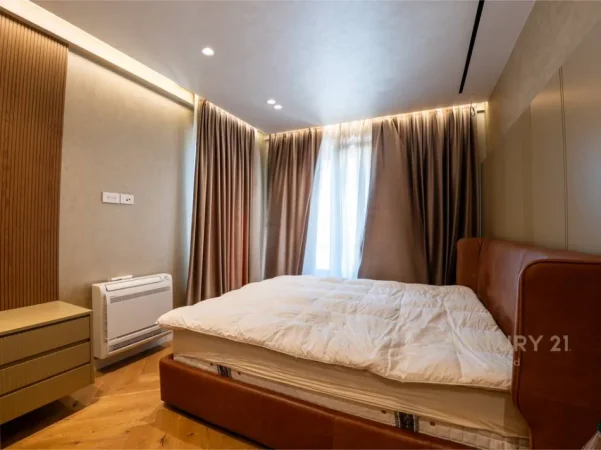 Tirane, shitet apartament Kati 4, 450 m² 1.450.000 € (Farke)