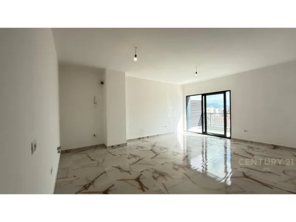 Tirane, jepet me qera zyre Kati 8, 166 m² 1.050 € 