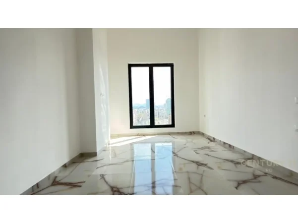 Tirane, jepet me qera ambjent biznesi Kati 13, 106 m² 720 € 