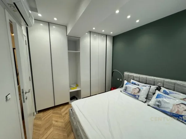 Tirane, jepet me qera apartament 1+1+Ballkon Kati 3, 62 m² 230.000 € (rruga e kavajes)