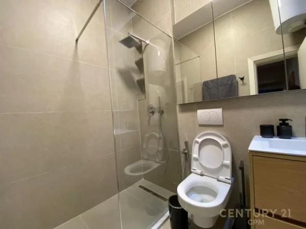 Tirane, jepet me qera apartament 2+1+Aneks+Ballkon Kati 2, 78 m² 1.300 € 