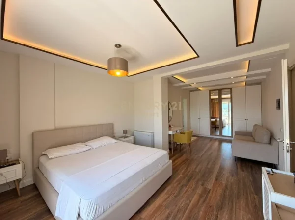 Tirane, jepet me qera Vile 3 Katshe , 450 m² 3.500 € 