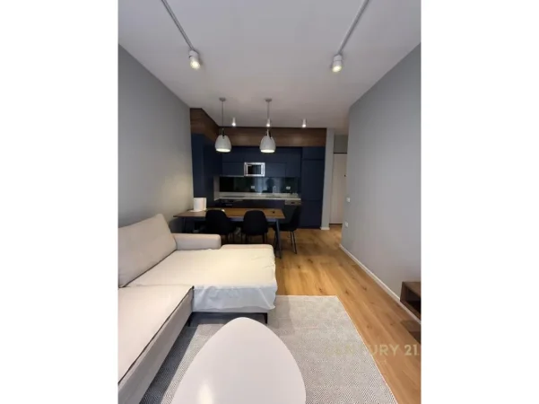 Tirane, jap me qera apartament 1+1+Aneks+Ballkon Kati 3, 65 m² 700 € (Sima com)