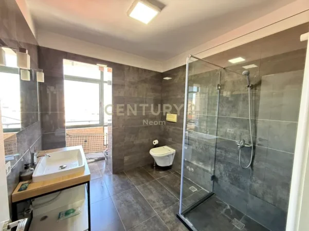 Tirane, shitet apartament 2+1+Ballkon Kati 4, 126 m² 230.000 € (Irfan Tormini)