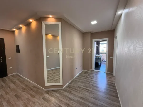 Tirane, shitet apartament 2+1+Ballkon Kati 4, 126 m² 230.000 € (Irfan Tormini)