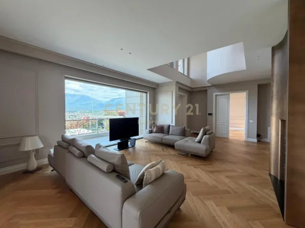 Tirane, jepet me qera Vile 3 Katshe Kati 3, 1.600 m² 10.000 € 