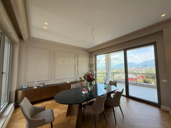 Tirane, jepet me qera Vile 3 Katshe Kati 3, 1.600 m² 10.000 € 