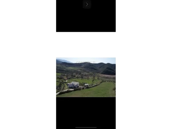 Tirane, shes toke , 10.475 m² 1.100.000 € (Tufine)