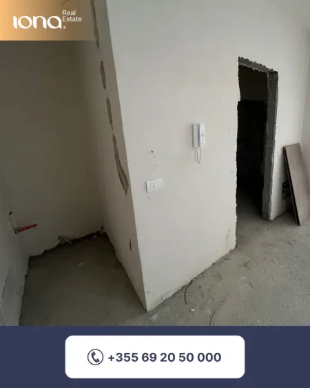 Mali Robit, shitet apartament 1+1 Kati 3, 110.290 €