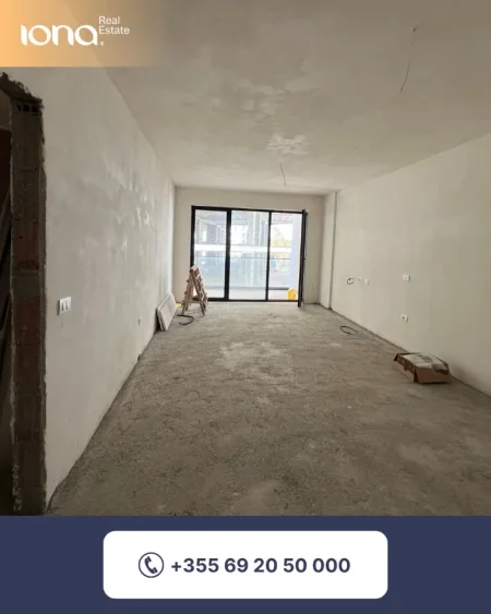 Mali Robit, shitet apartament 1+1 Kati 3, 110.290 €