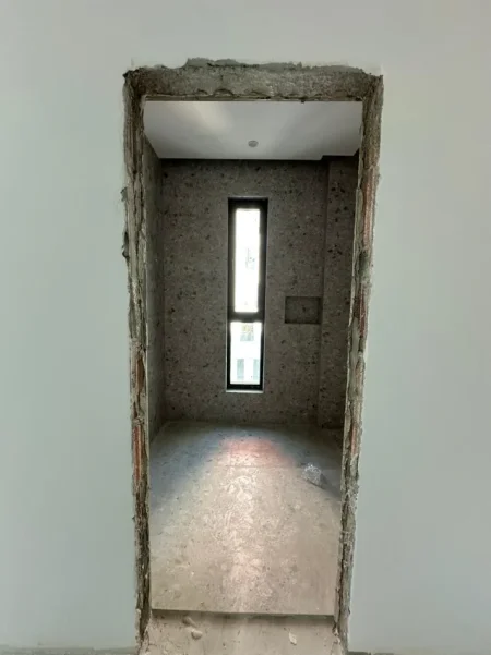 Tirane, shitet apartament 2+1+Ballkon Kati 5, 127 m² 395.000 € (Rruga e Kavajes)