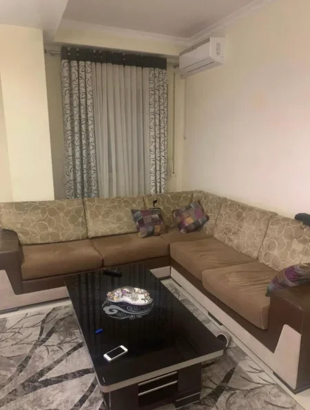 Tirane, jepet me qera apartament 1+1 Kati 5, 75 m² 450 € (ASTIR)