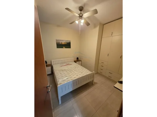 shitet apartament Kati 6, 46 m² 83.000 € (UNAZA E RE)